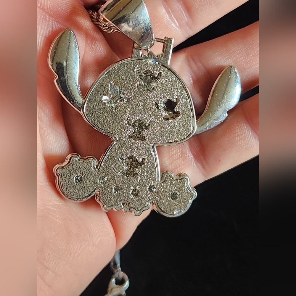 LILO & STICH Silver Tone Necklace.. - Picture 3 of 11